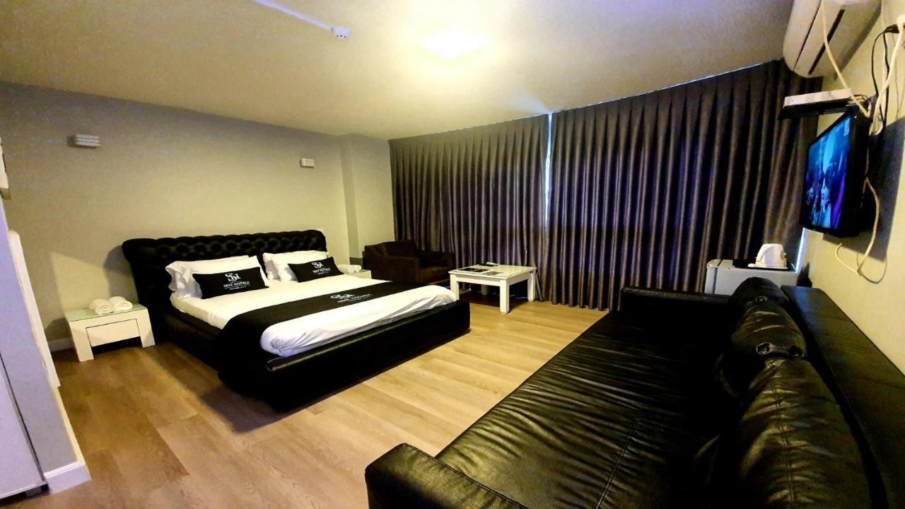 Spat Beach Bat Yam Exterior foto